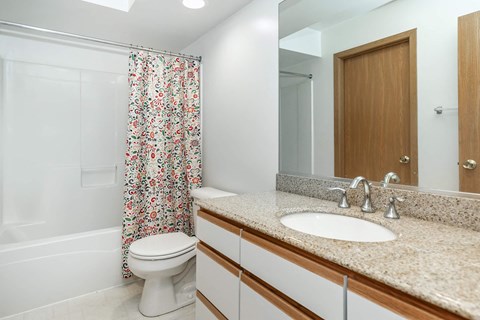 801 Lucinda Ave 1 Apartment for Rent