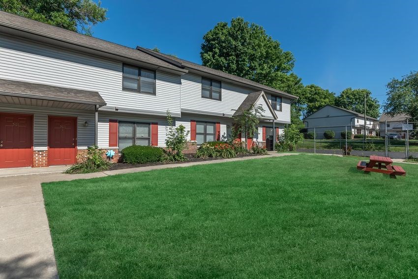 Hoosier Court Apartments