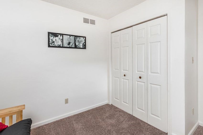 Hoosier Court Apartments