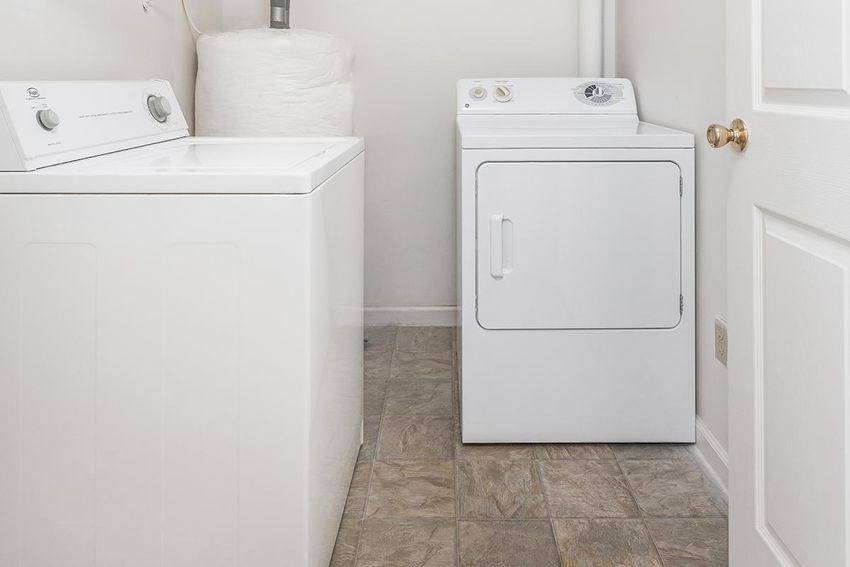 Hoosier Court Apartments