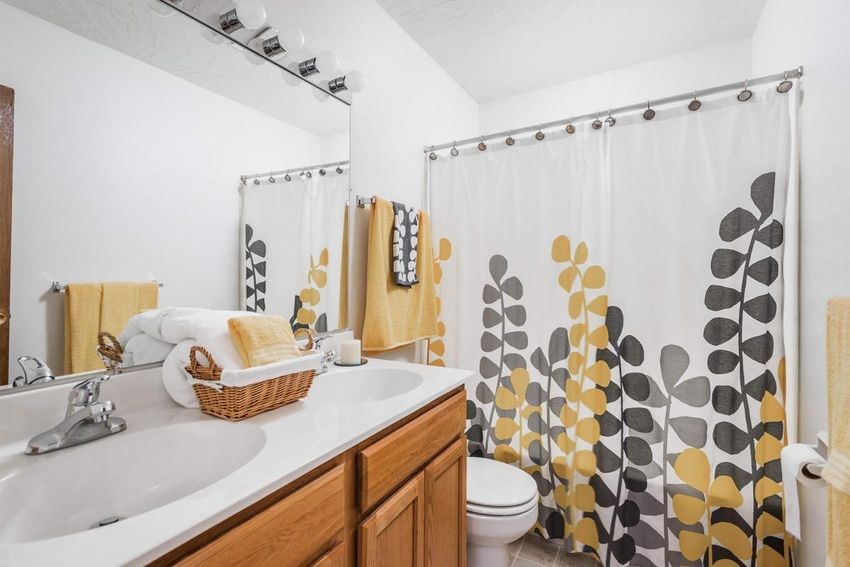 Sassafras Hill Apartments