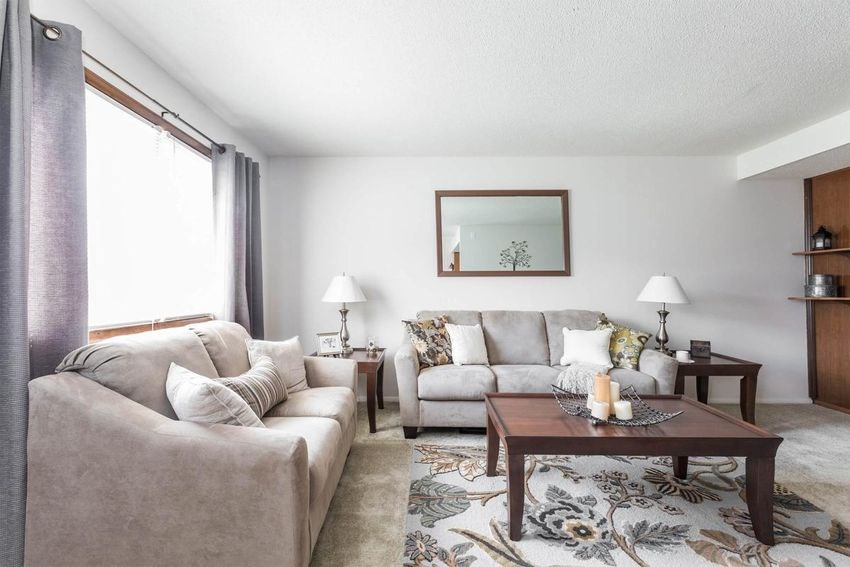 Heritage Apartments is a similar property to Kingston Manor located in Bloomington