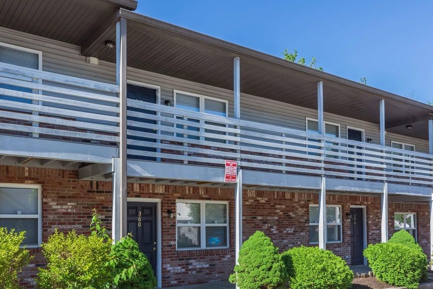 Regency Court Apartments