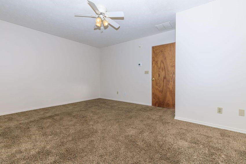 Regency Court Apartments