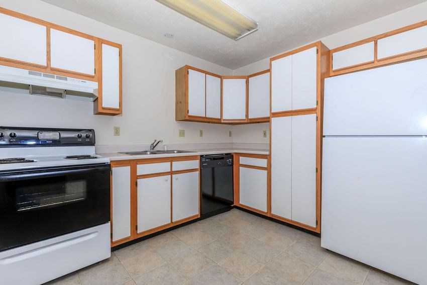 Regency Court Apartments