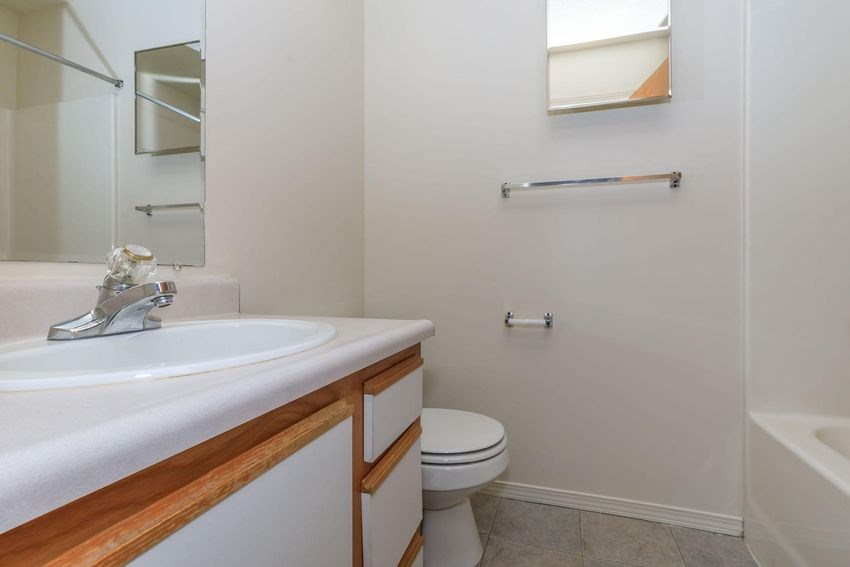 Regency Court Apartments