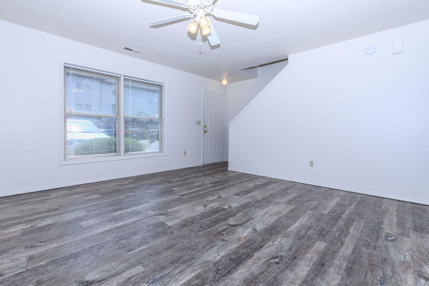 Regency Court Apartments