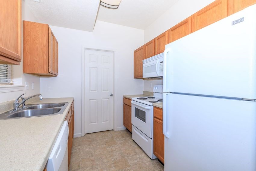 Regency Court Apartments