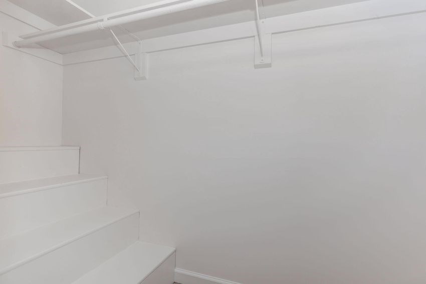 Regency Court Apartments