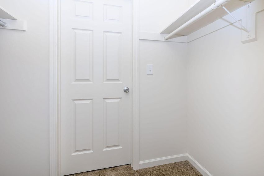 Regency Court Apartments