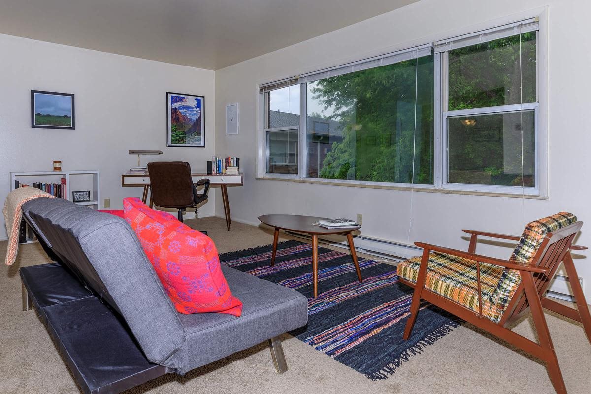 Nobb Hill Apartments