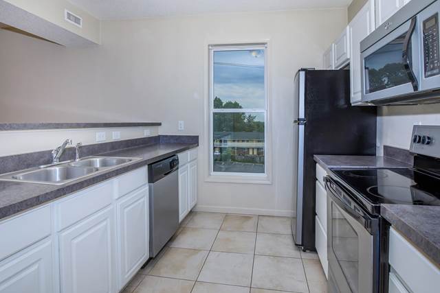 Studio apartment at Railway Manor Apartments in Bloomington, IN