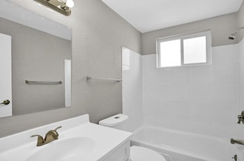 1571 Beeler Street 1-2 Beds Apartment for Rent - Photo Gallery 12