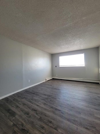 Living Rm 1 - Photo Gallery 4