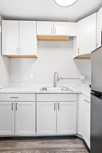2846 Federal Blvd Studio Apartment for Rent - Photo Gallery 2