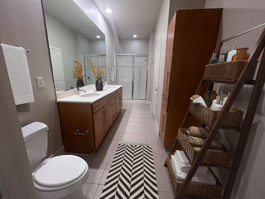 bathroom bathroom