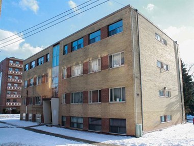 799 Robinson Street 2 Beds Apartment for Rent
