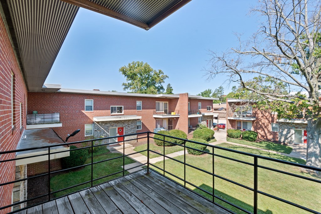 the preserve at ballantyne commons balcony view of apartment buildings