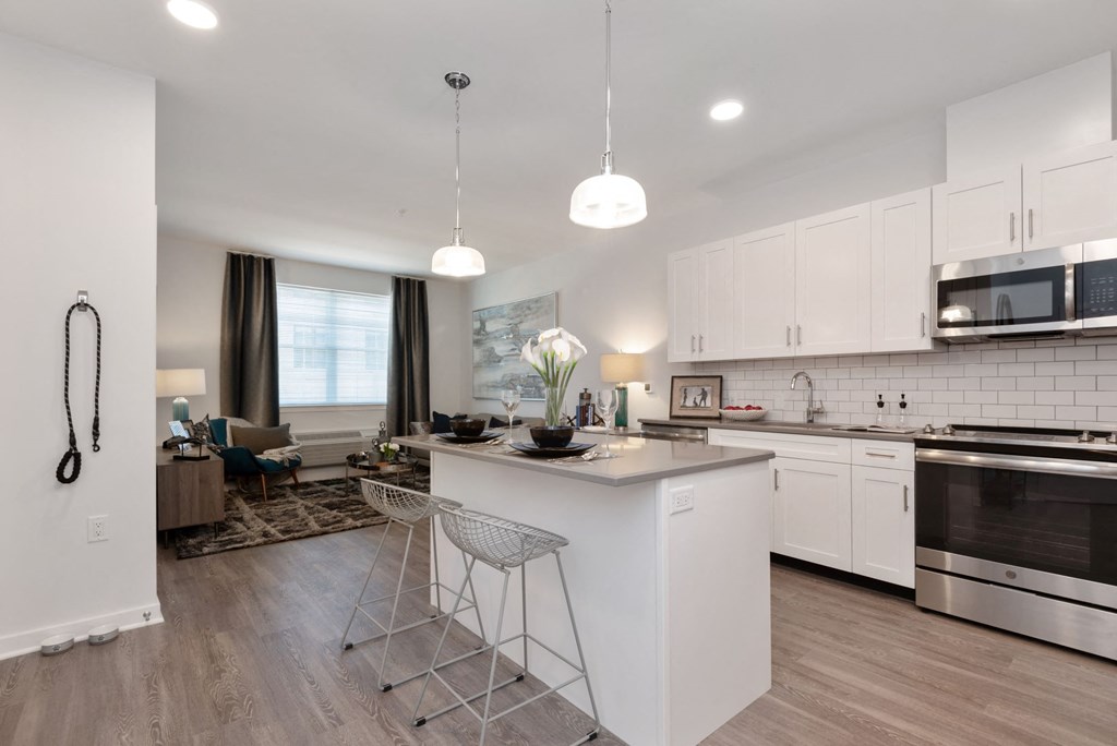 luxury studio, one, two bedroom rental apartments at cityline east building jersey city, nj