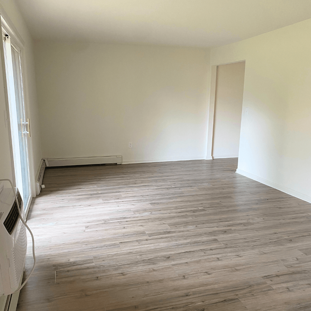 apartments for rent one and two bedroom at tree haven apartments in aberdeen matawan nj best apartments monmouth county nj