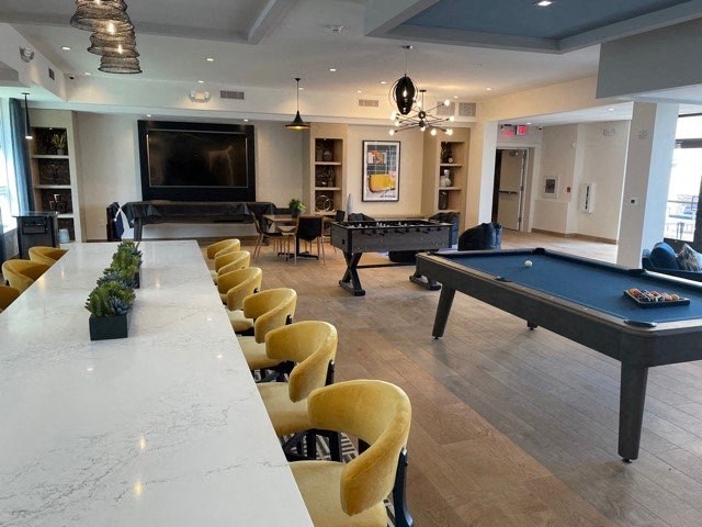 luxury studio, one, two bedroom rental apartments at cityline east building jersey city, nj