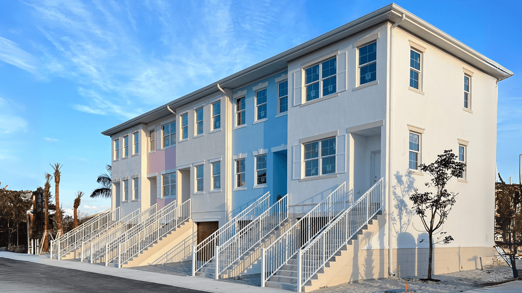 luxury rental community in hobe sound florida fl tradewinds at hobe sound one and two bedroom apartments and three bedroom townhomes near the beach