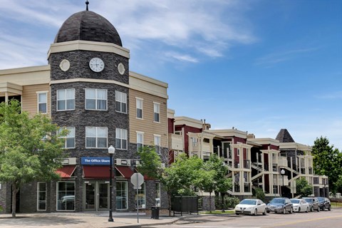 Exterior View Of Leasing Office at Belle Creek Apartments, Colorado