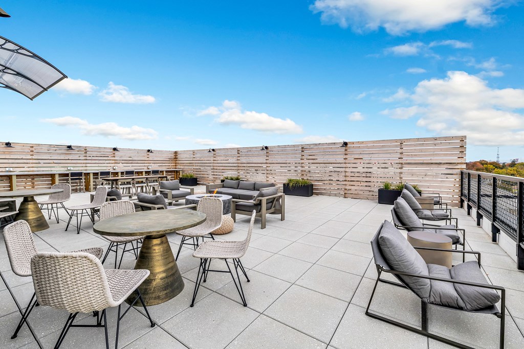 Canfield Park At Fairfield Metro