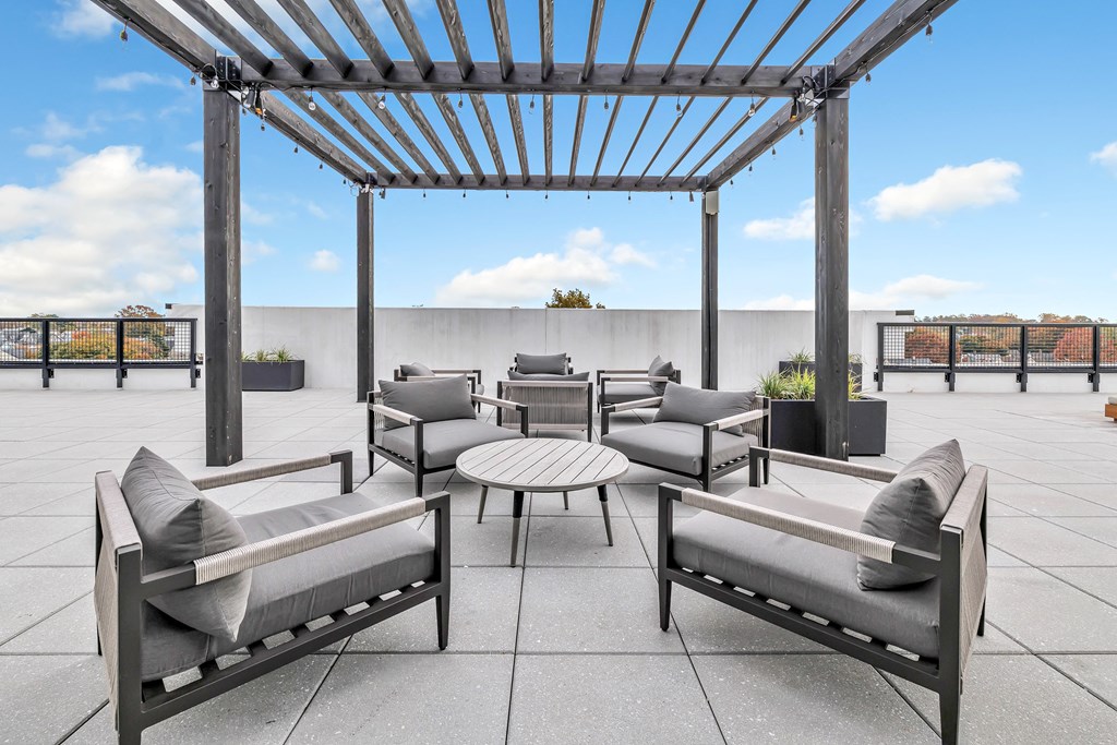 Canfield Park At Fairfield Metro