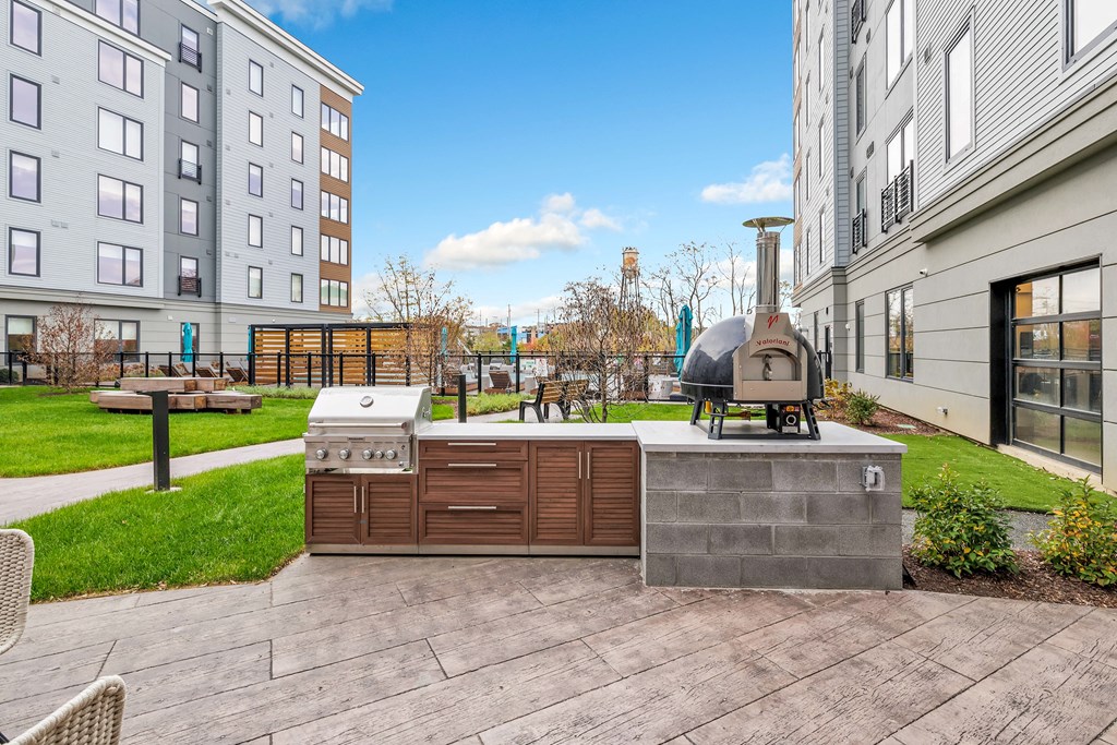 Canfield Park At Fairfield Metro