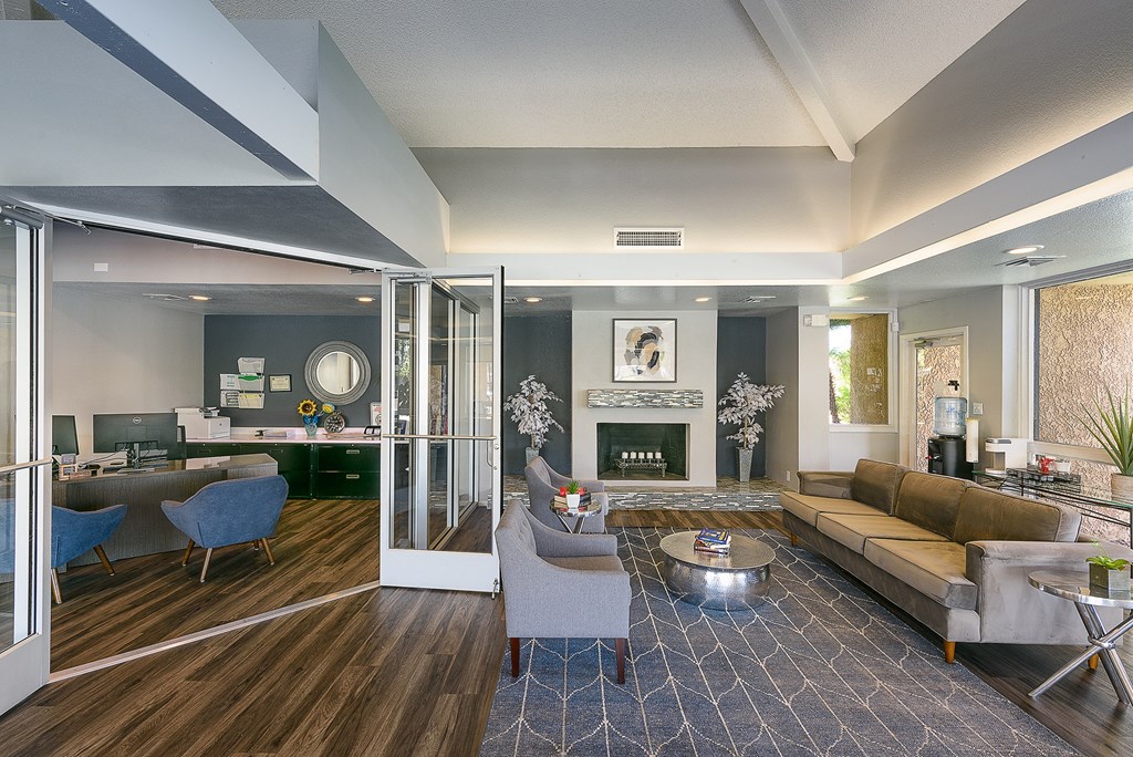 Peoria Apartments- The Flats at Peoria- clubhouse