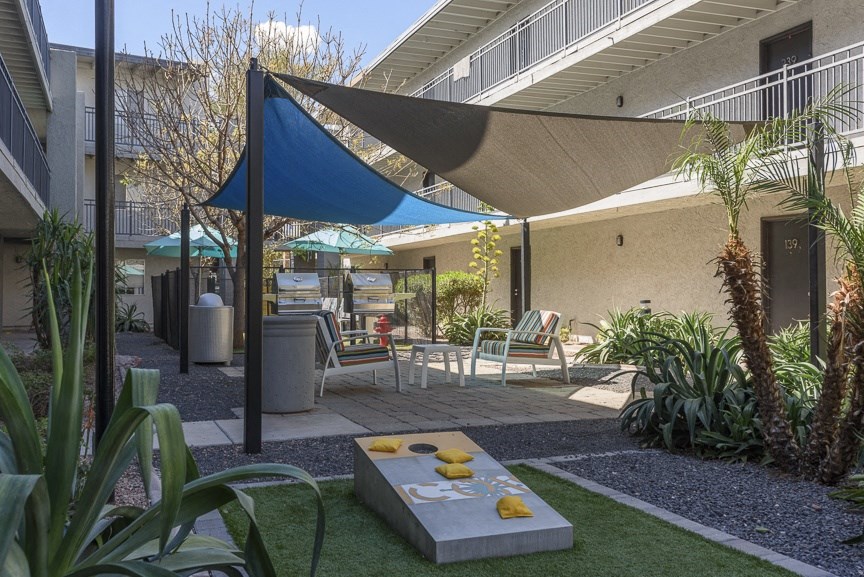 Pheonix Apartments- Icon on Central- exterior- common space