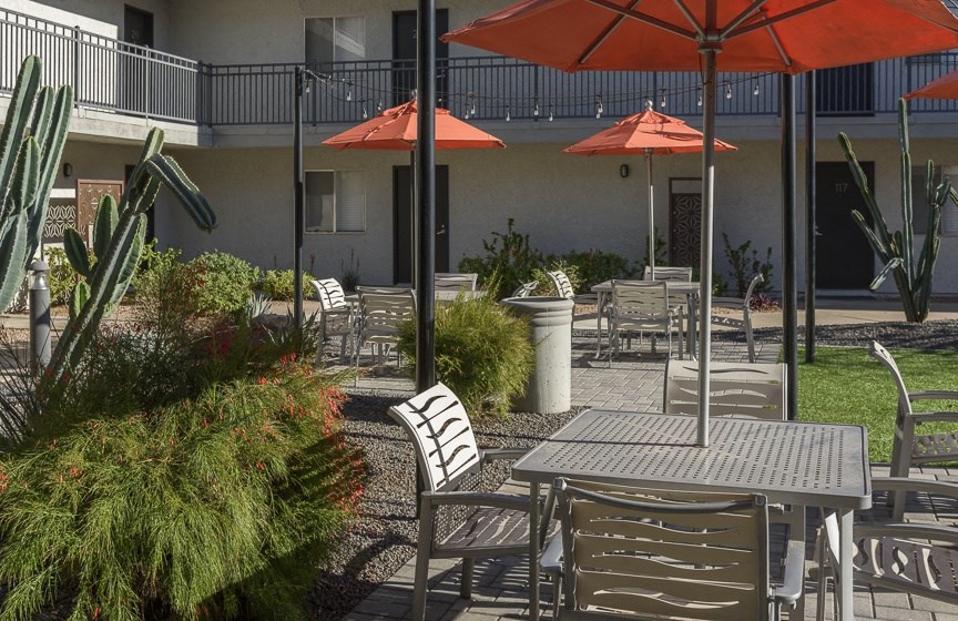 Pheonix Apartments- Icon on Central-patio