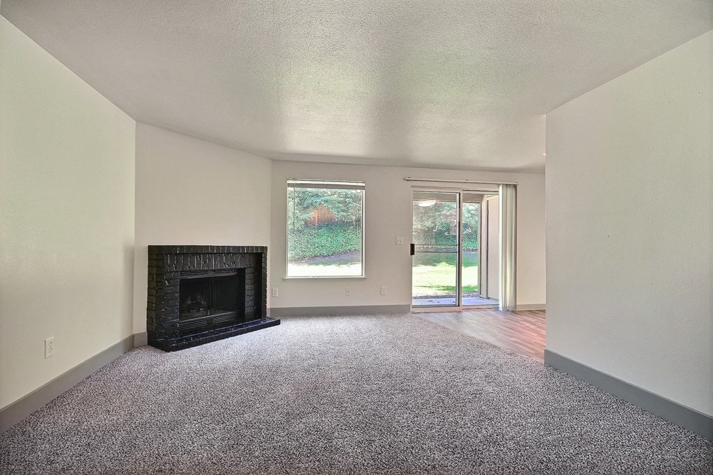 Tacoma Apartments - Miramonte Apartments -living room