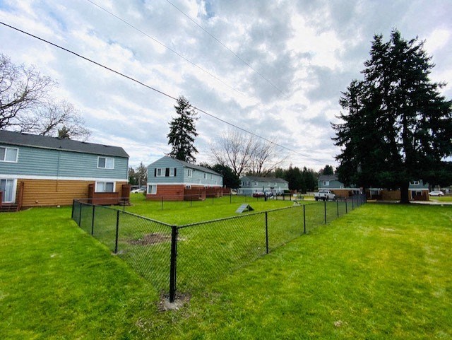 Lakewood Apartments - Southern Pines Apartments - dogpark