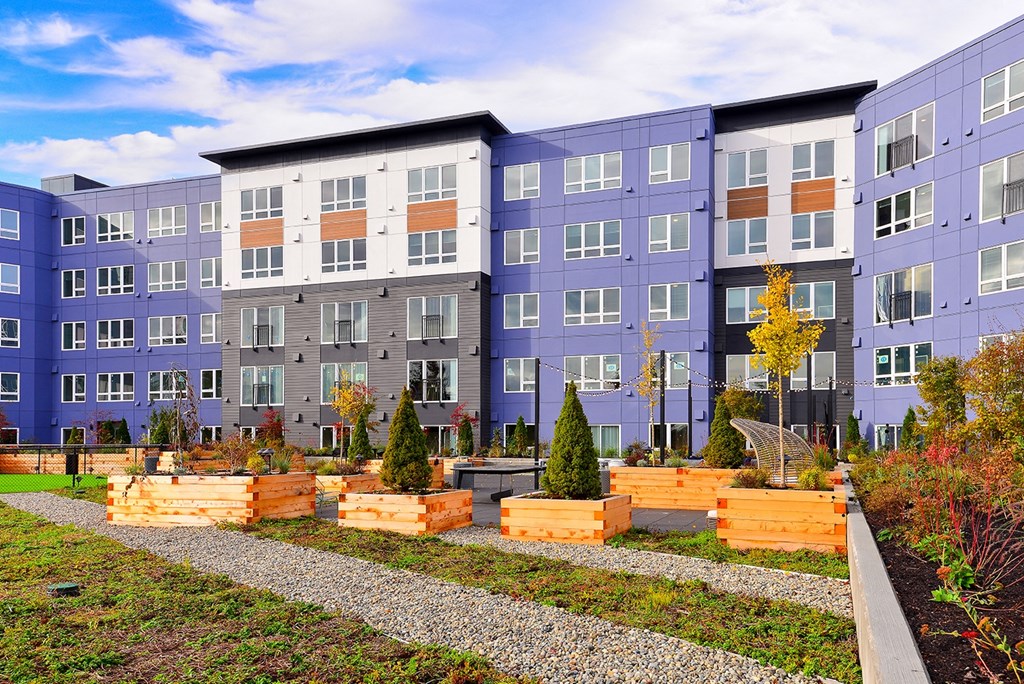 Exterior View at Hazel Apartments, Edmonds, WA, 98026