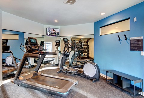 Lynx Apartments Everett Gym at The Lynx Apartments, Washington