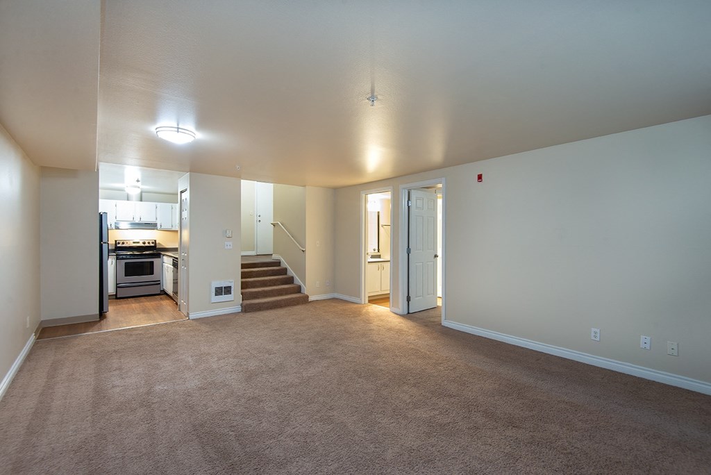 bedroom at Ellis Court Apartments, Washington