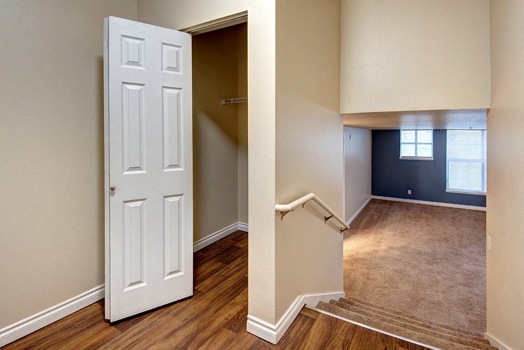 walkway at Ellis Court Apartments, Seattle