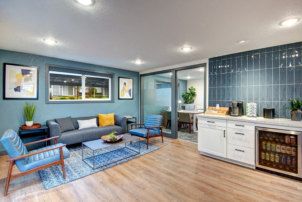 Inlet View - Silverdale Leasing Office