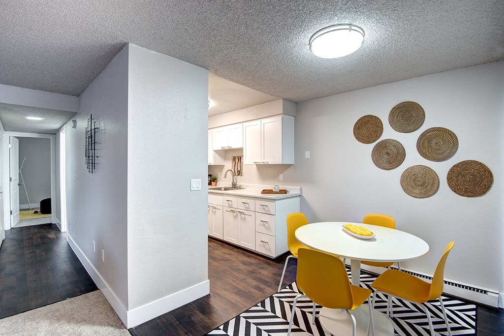 Lakewood Apartments - MOD 83 Apartments - Kitchen 3