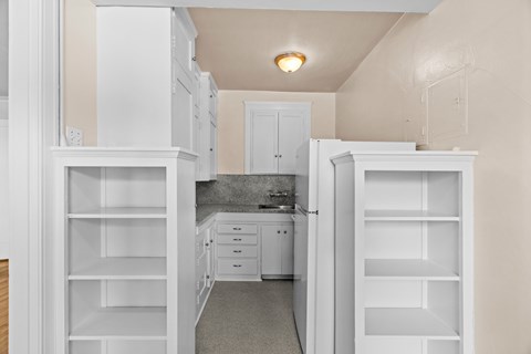 604 E Union St Studio-1 Apartment for Rent