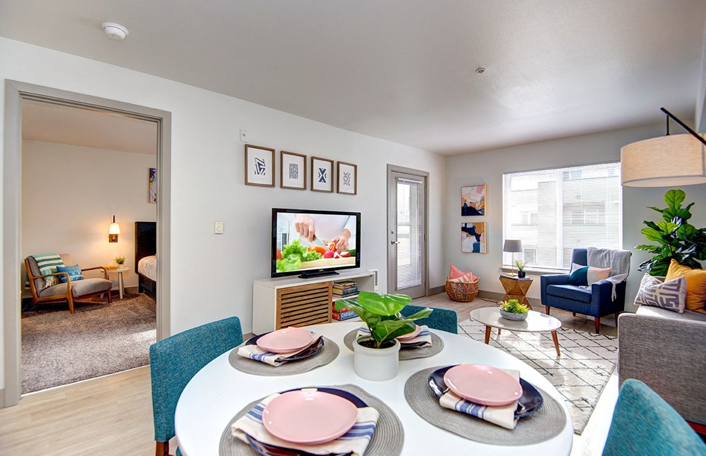 Northgate - Row on Third - Living Room