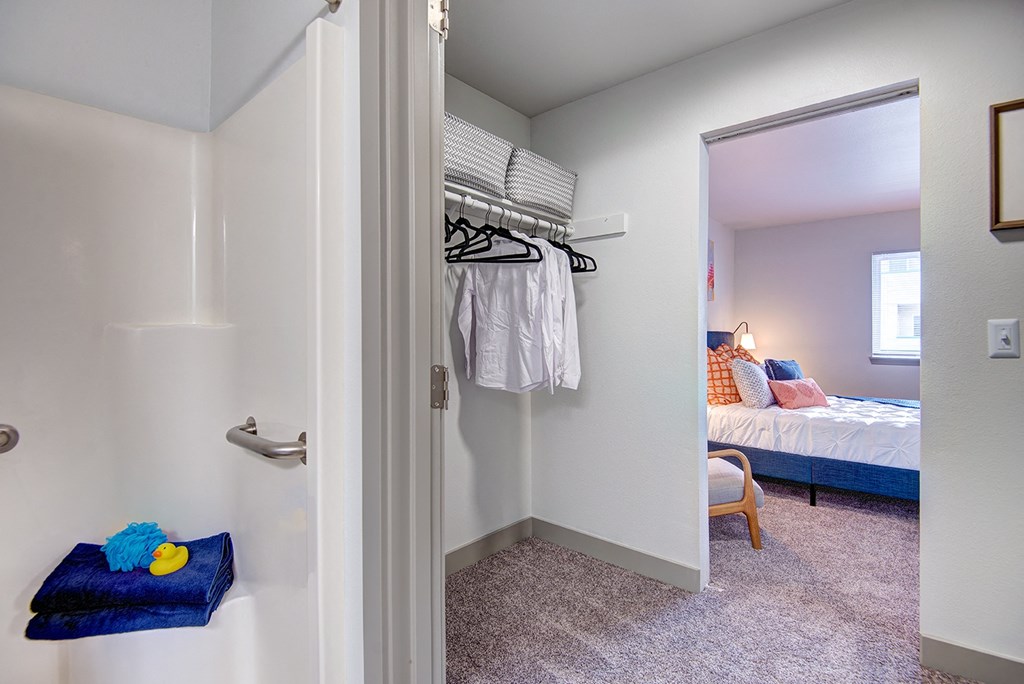 Northgate - Row on Third - Bedroom Closet