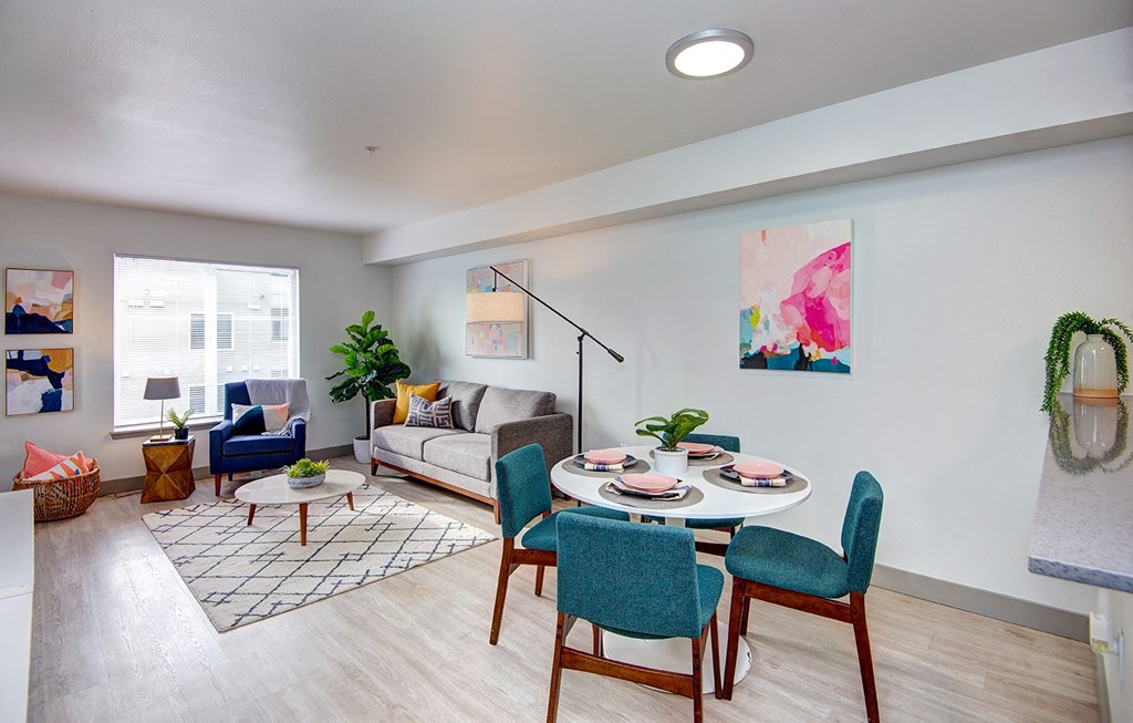 Northgate - Row on Third - Living Room