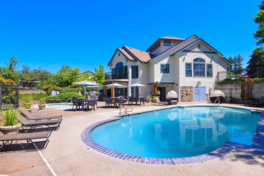 Pool area at Deer Creek Apartments, Puyallup, WA
