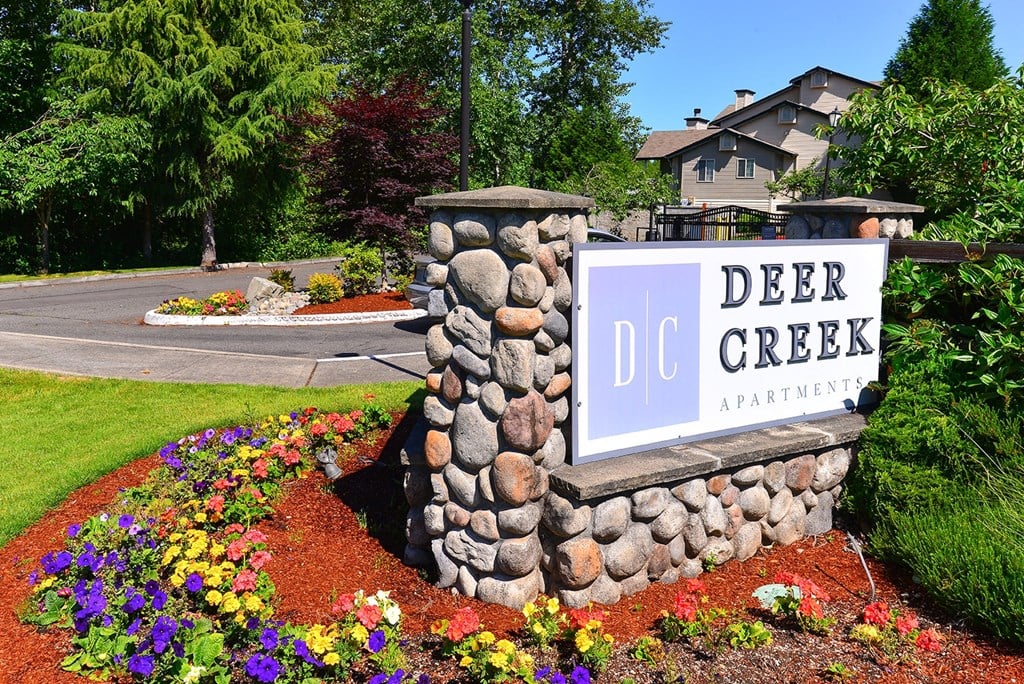 exterior- signage at Deer Creek Apartments, Washington