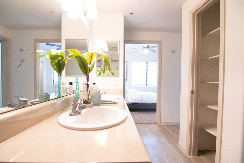 Apartments for Rent West Valley Phoenix - West Town Court Apartments - Bathroom with Quartz Countertops and Ample Storage Space