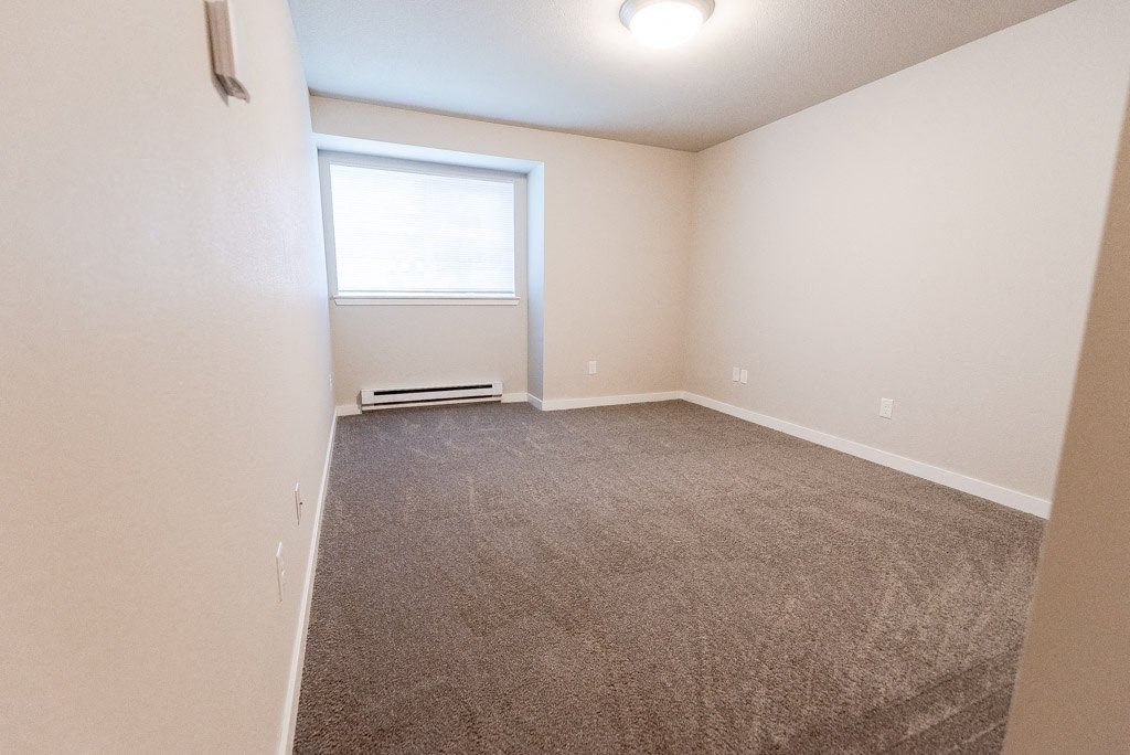 Bedroom 1 at Cambridge on Seventh, Puyallup, WA, 98372