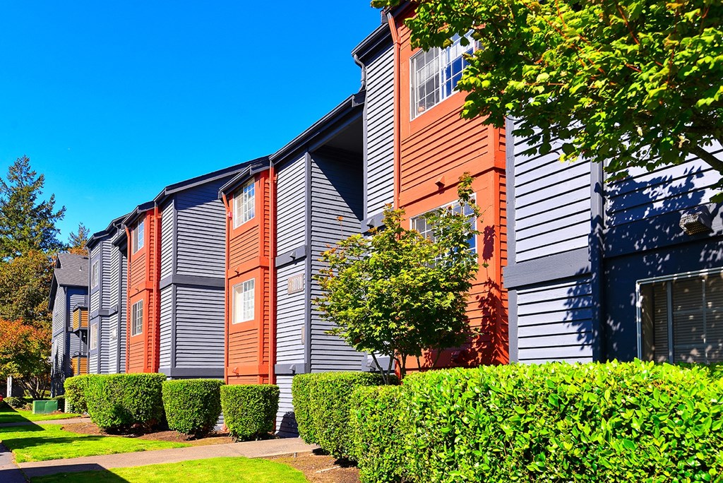 Tacoma Apartments- Sienna Park Exterior